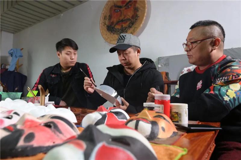 夏传进7.jpg