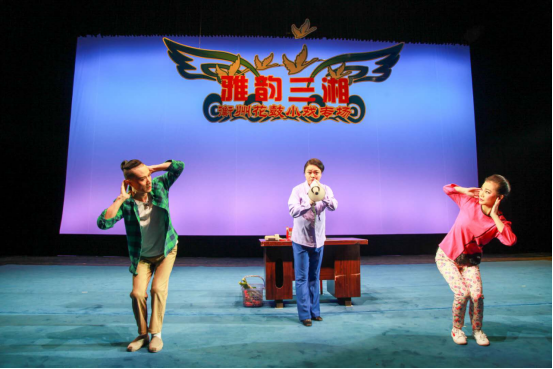 李红4.png