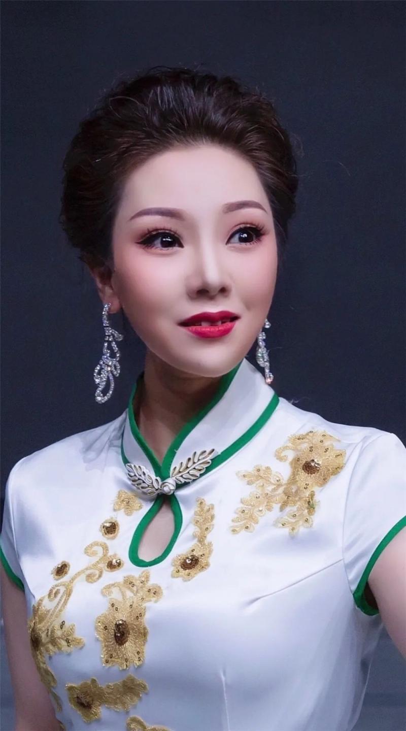 江琪.jpg