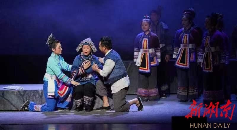 巡演.jpg