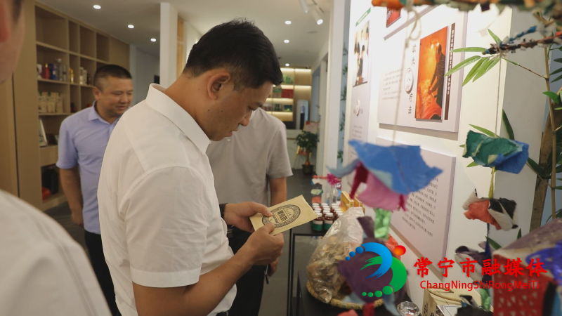 中心(1).png
